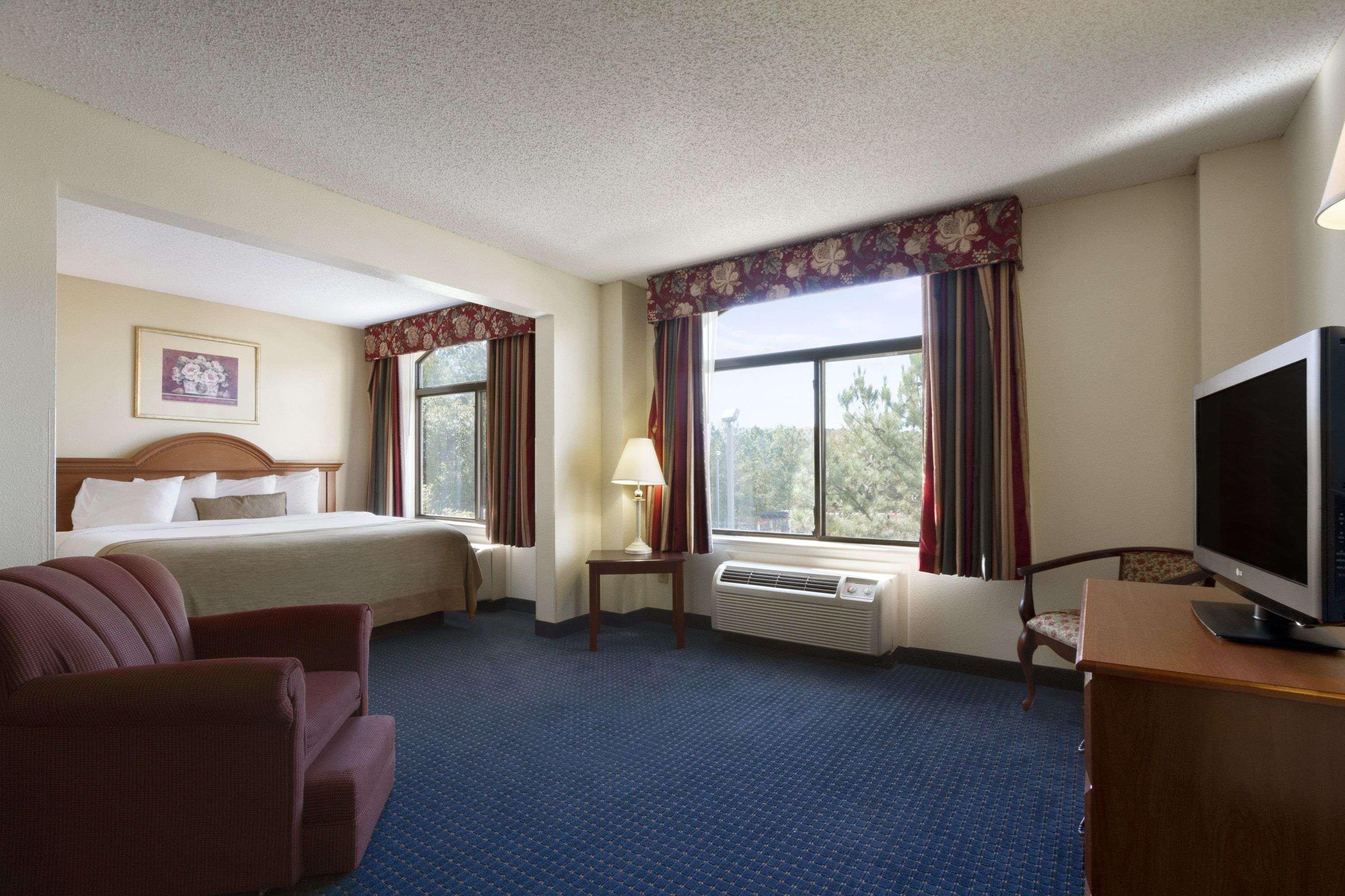 Wingate By Wyndham Augusta Fort Eisenhower Bagian luar foto