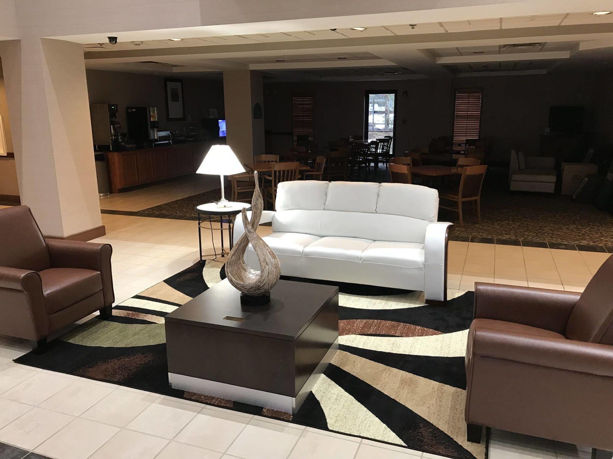 Wingate By Wyndham Augusta Fort Eisenhower Bagian luar foto
