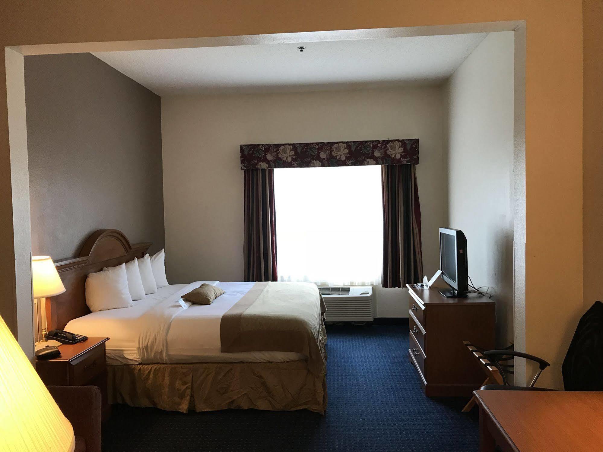 Wingate By Wyndham Augusta Fort Eisenhower Bagian luar foto